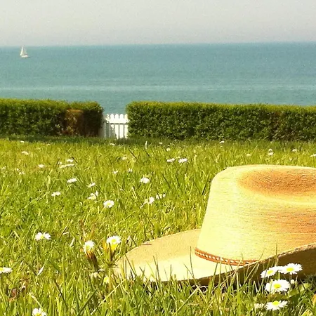 D'hotes Les 4 Vents Pointe Du Hoc - Landing Beaches גראנדקמפ-מייס