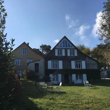 D'hotes Les 4 Vents Pointe Du Hoc - Landing Beaches לינה וארוחת בוקר 3*